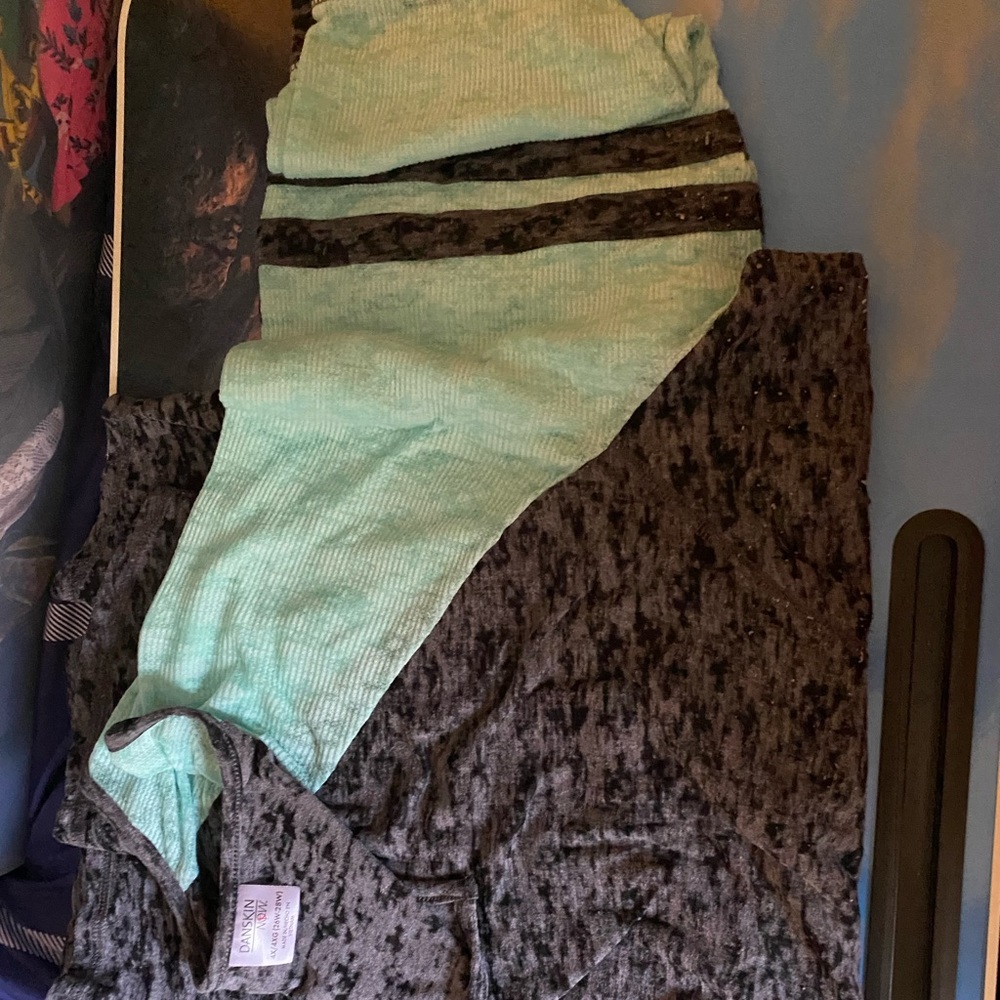 NWOT 3/4 sleeve